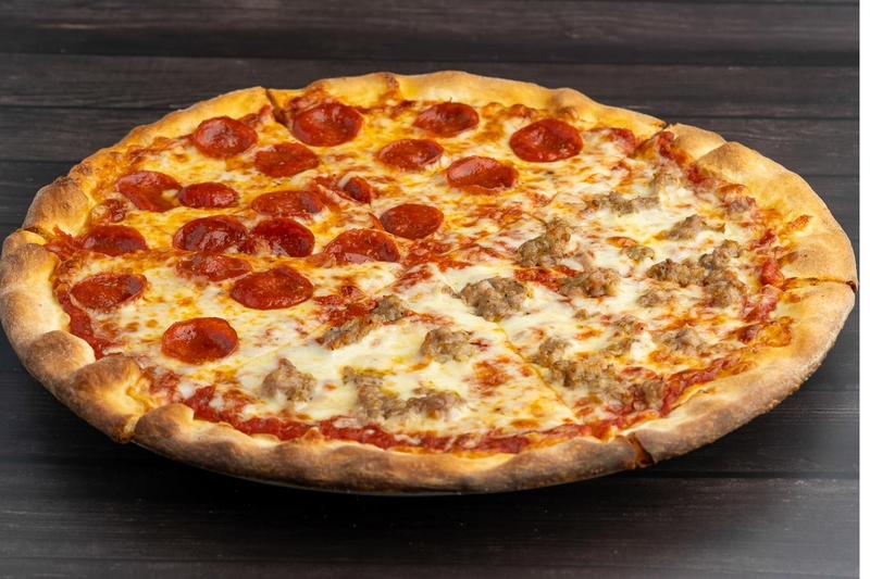 Sausage and pepper pizza